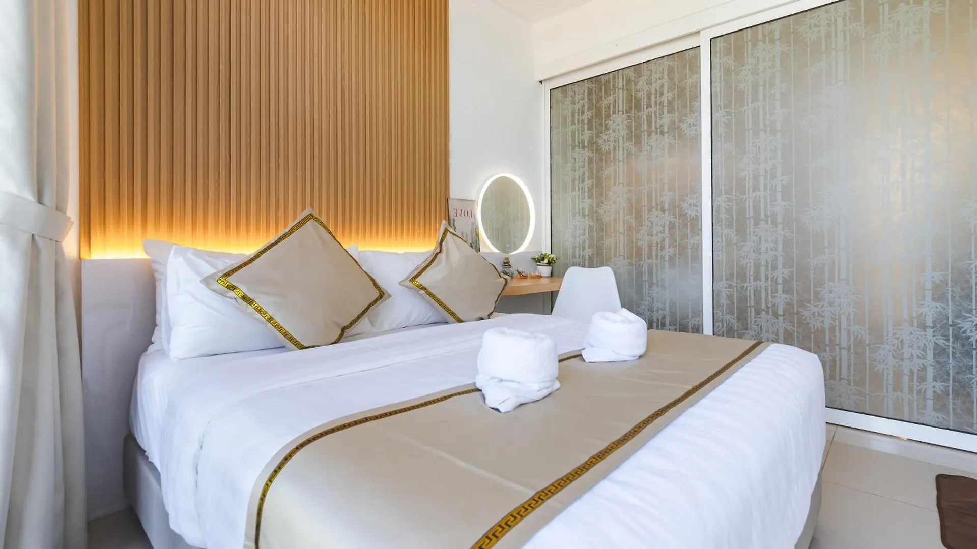 Beautiful Seaview Suites At The Shore Kota Kinabalu 0*,